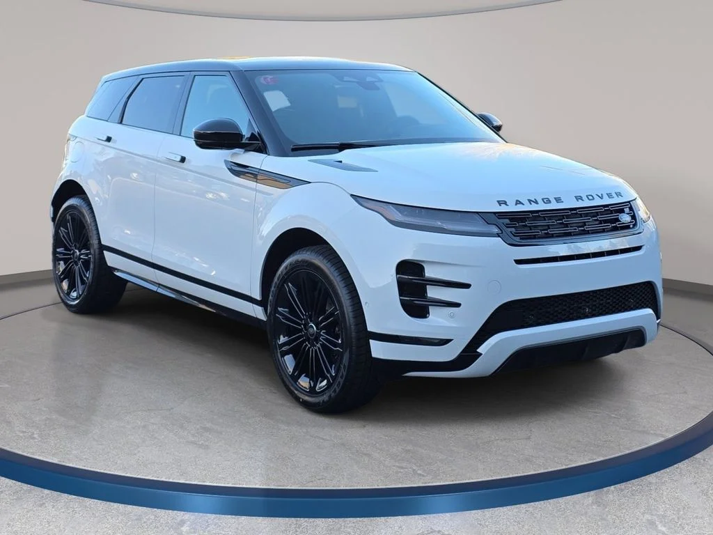 New 2026 Fuji White LAND ROVER Dynamic SE image 3