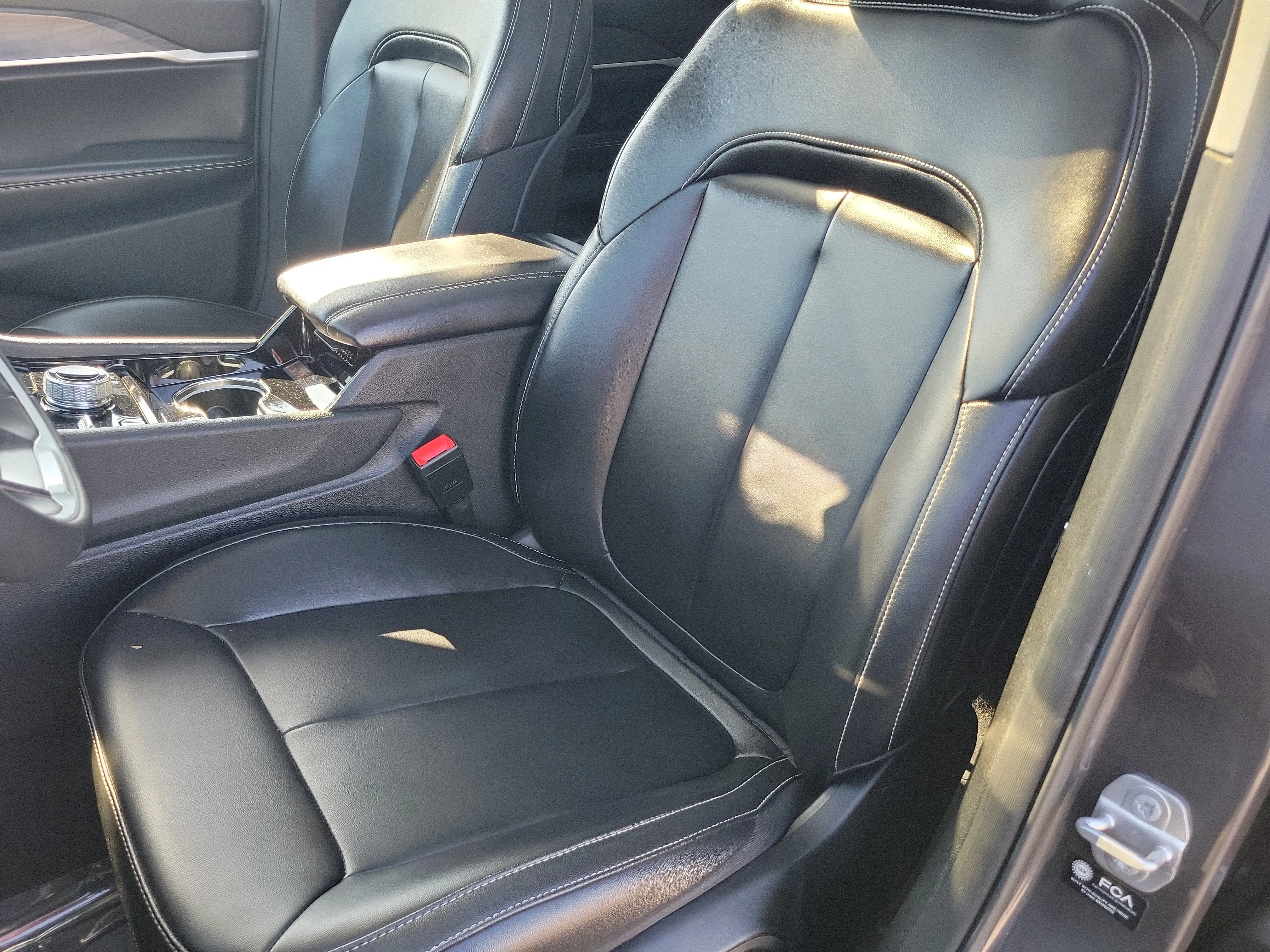 Certified Used 2023 Gray Jeep 4xe image 14