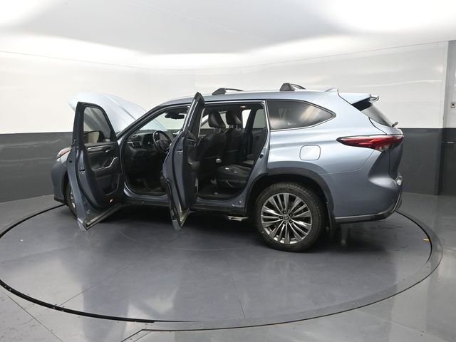 Used 2021 Blue Toyota Platinum image 43