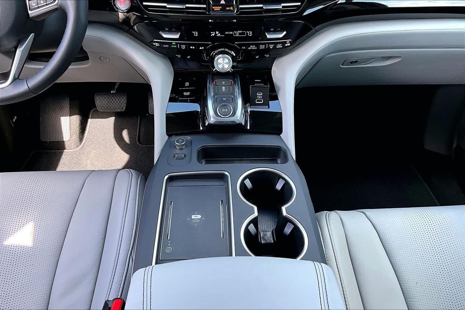 New 2026 Solar Silver Metallic Acura w/Technology Package image 19