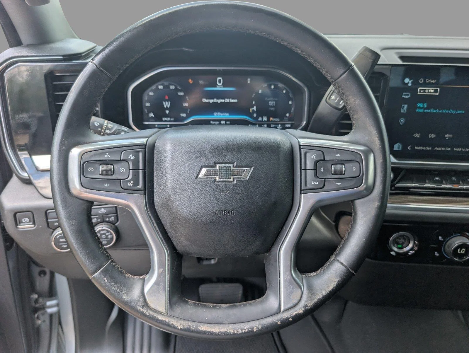 Used 2023 STERLING GRAY METALLIC Chevrolet RST image 22
