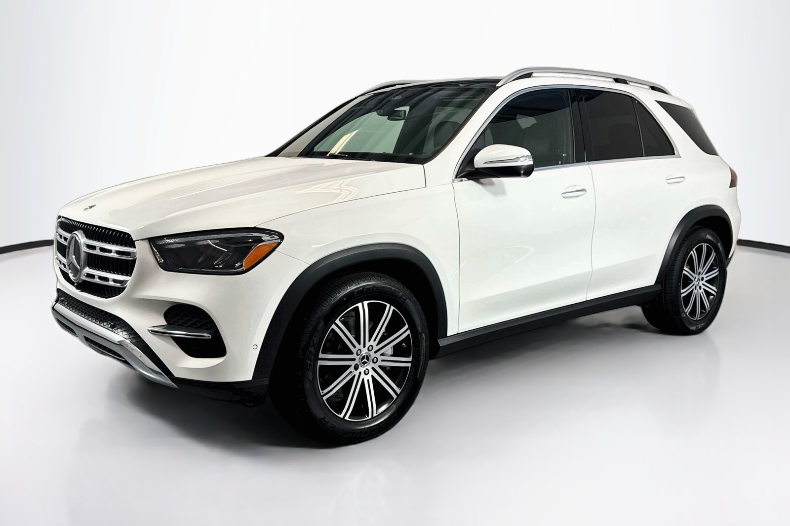 New 2026 Polar White Mercedes-Benz GLE 350 image 1