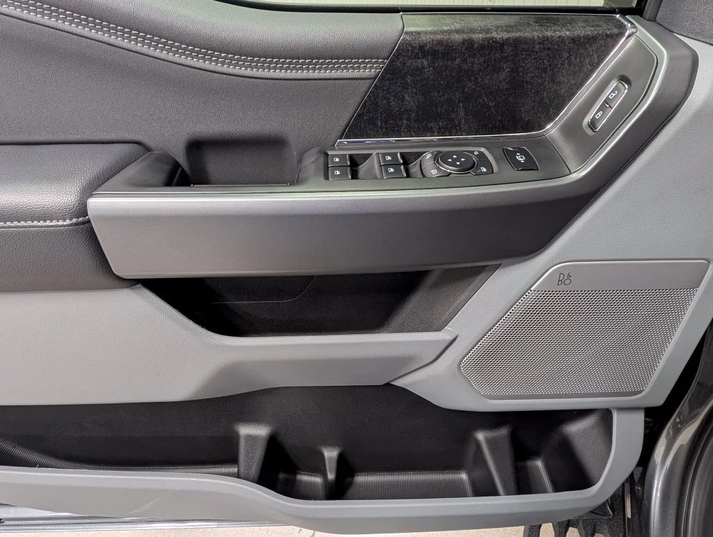 New 2027 Carbonized Gray Metallic Ford F-250® XLT image 14