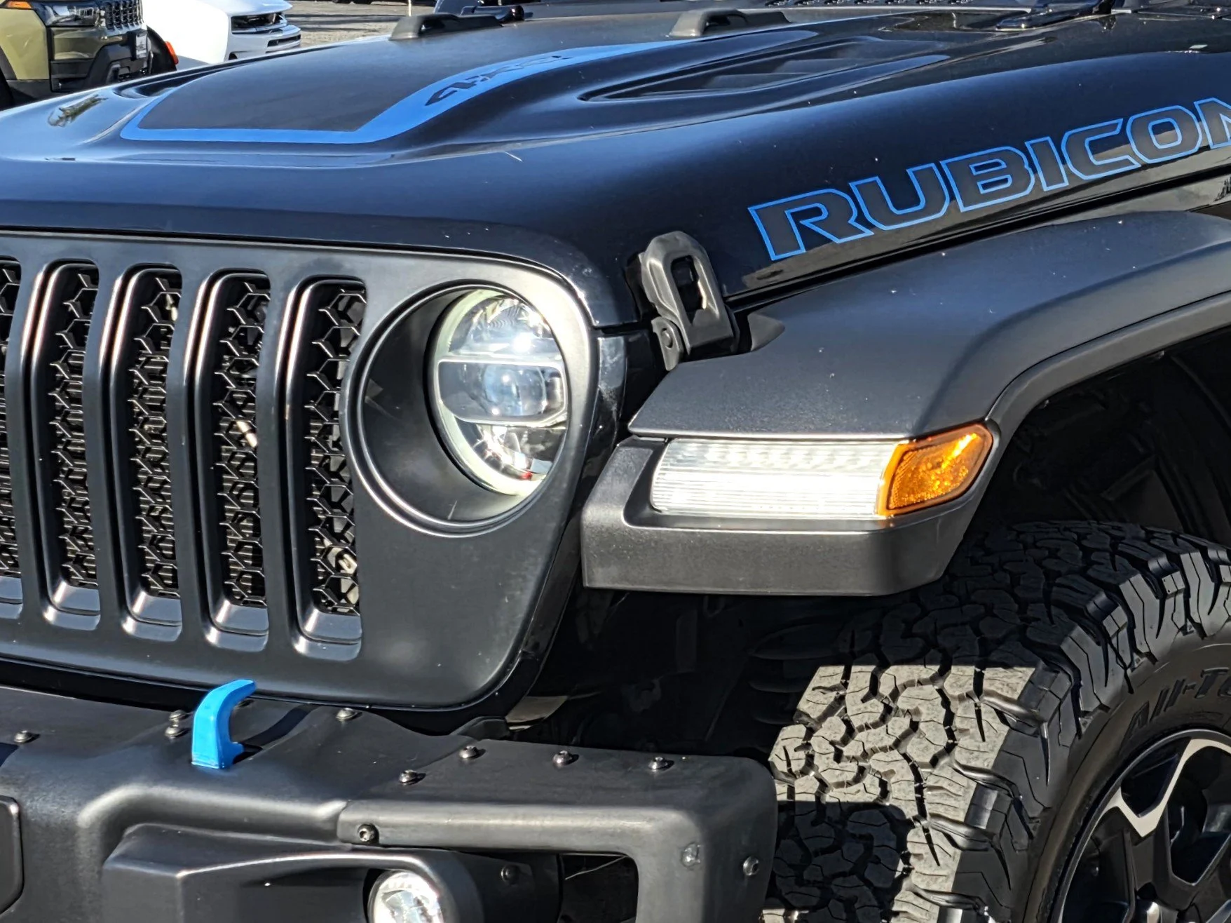 Certified Used 2022 Black Clearcoat Jeep Unlimited Rubicon 4xe image 8