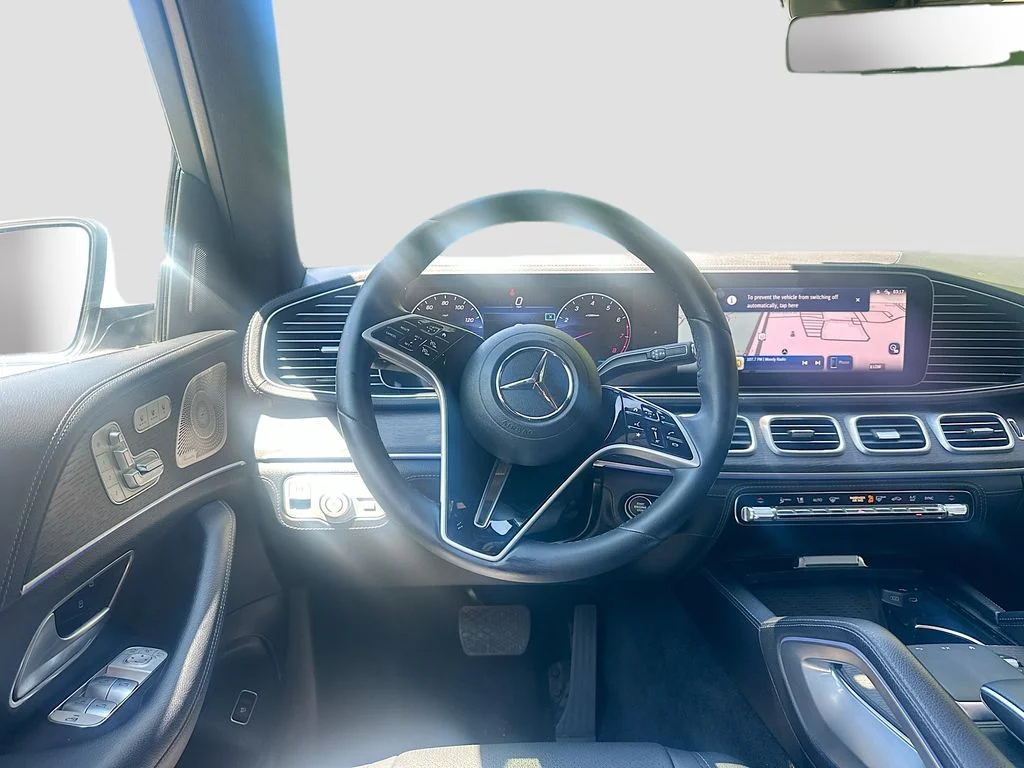 Used 2024 White Mercedes-Benz GLE 350 image 24