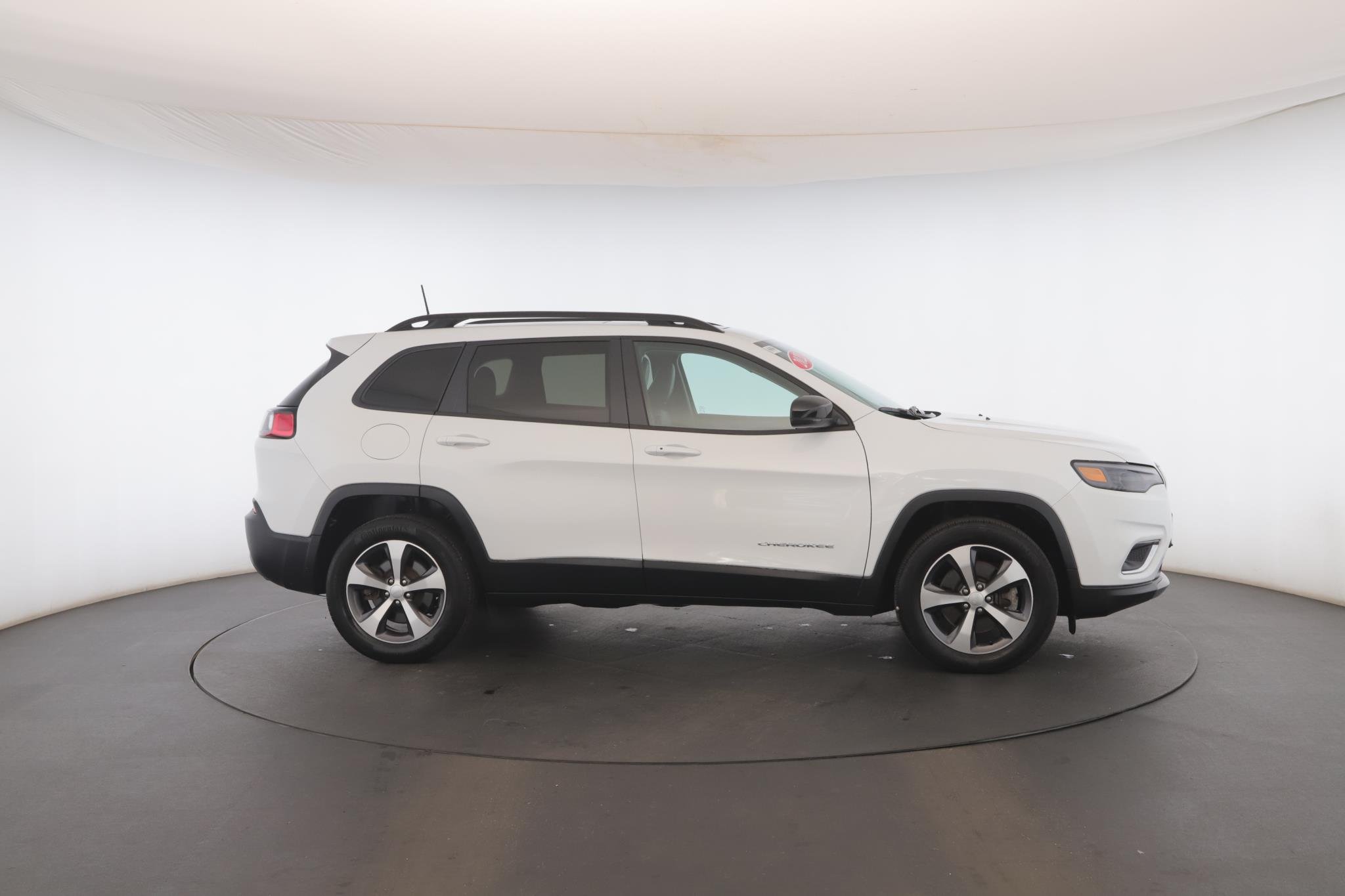 Used 2022 Bright White Clearcoat Jeep Limited 4x4 image 23