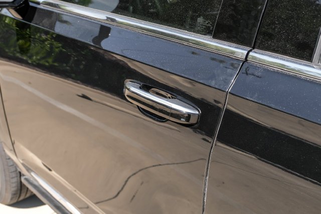 Used 2022 Black Cadillac Premium image 59