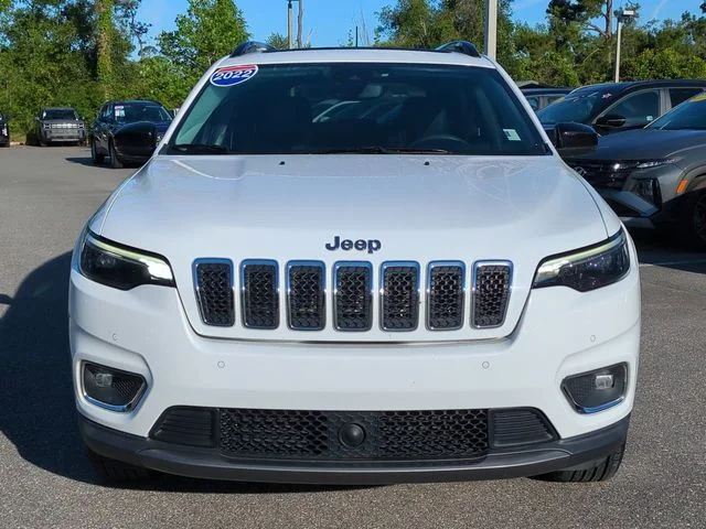 Used 2022 White Jeep Limited image 9