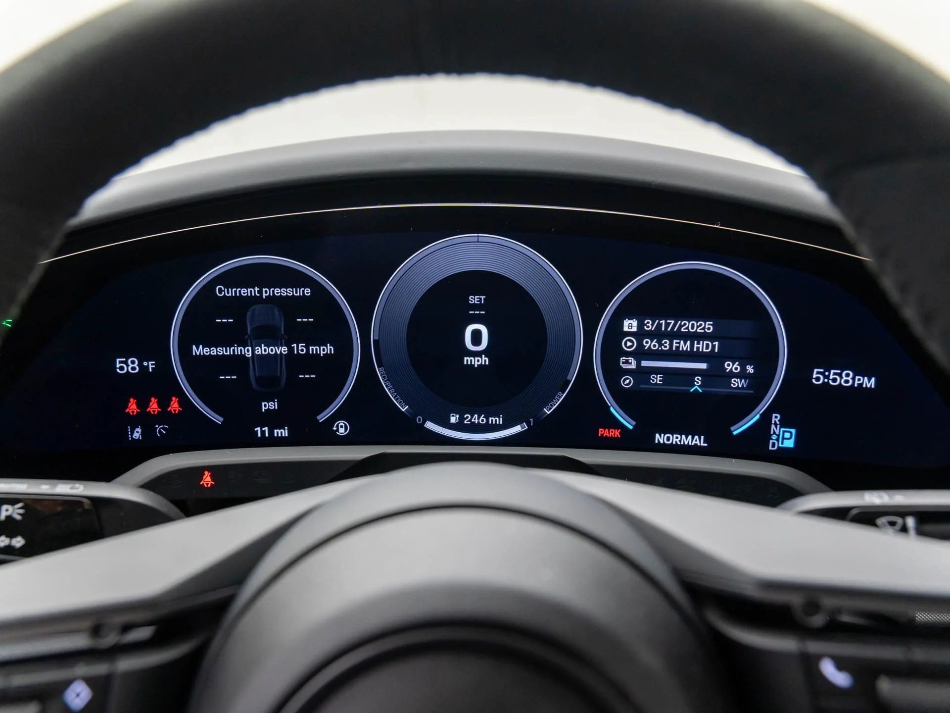 2025 Porsche Taycan Base - Photo 22
