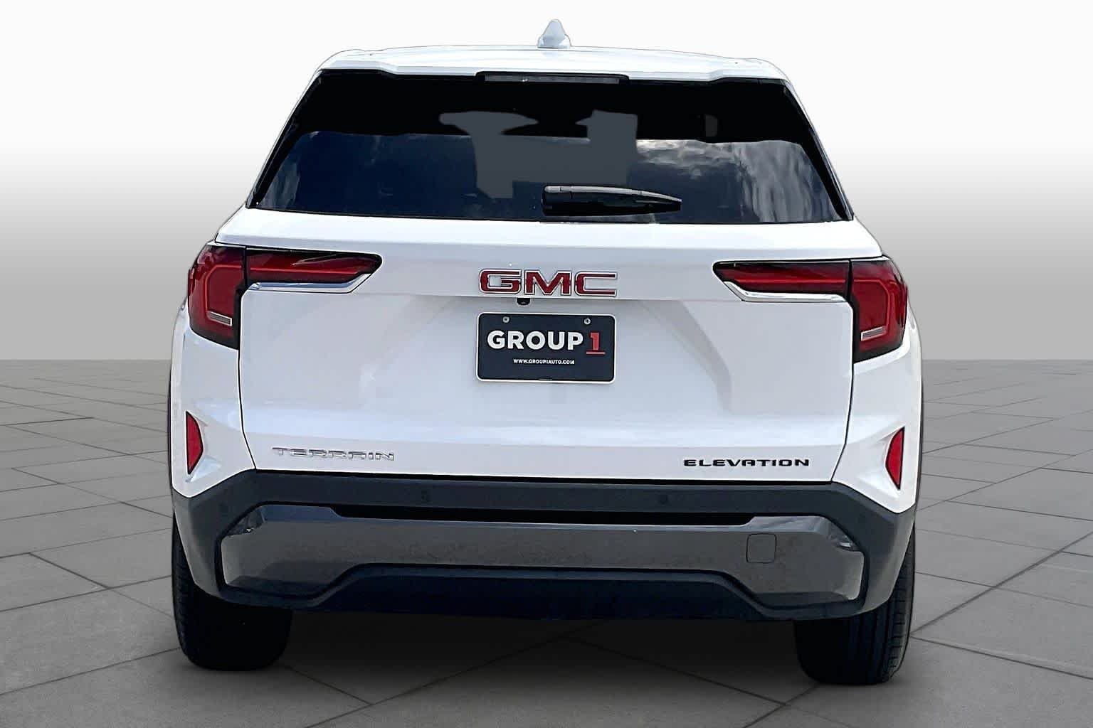 Used 2026 Summit White GMC FWD Elevation image 5