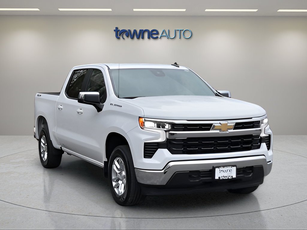 Used 2023 White Chevrolet LT image 8