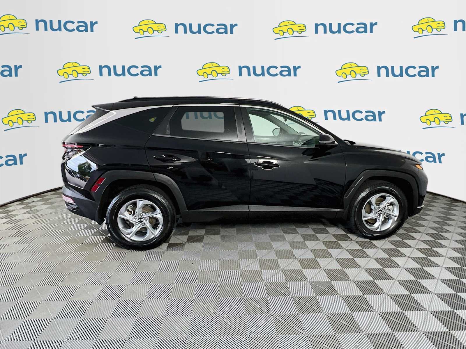 Used 2022 Phantom Black Hyundai SEL image 8