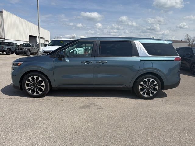 Used 2023 Blue Kia EX image 8