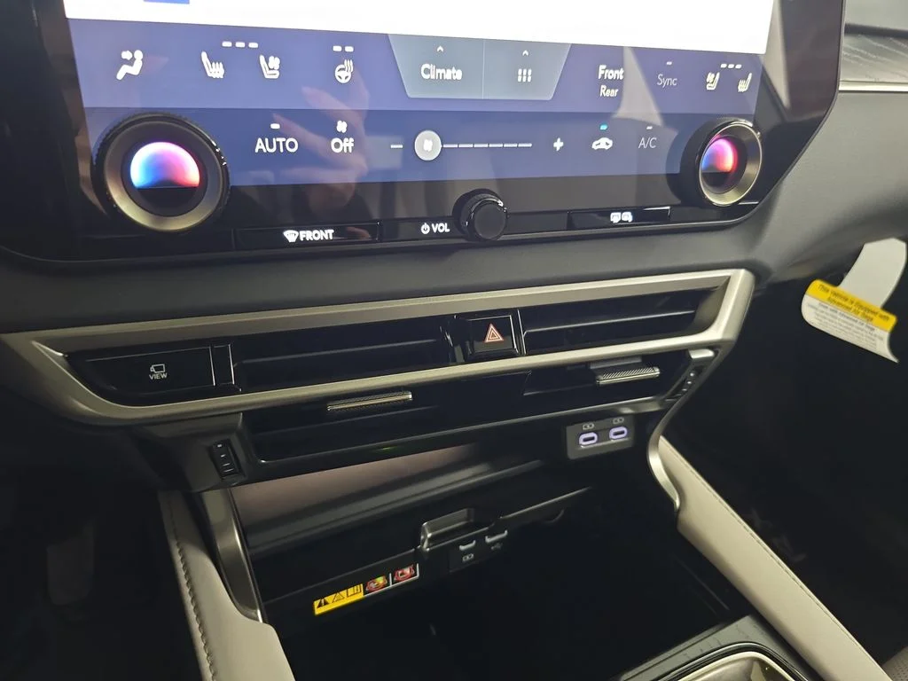 New 2026 Iridium Lexus PREMIUM image 23