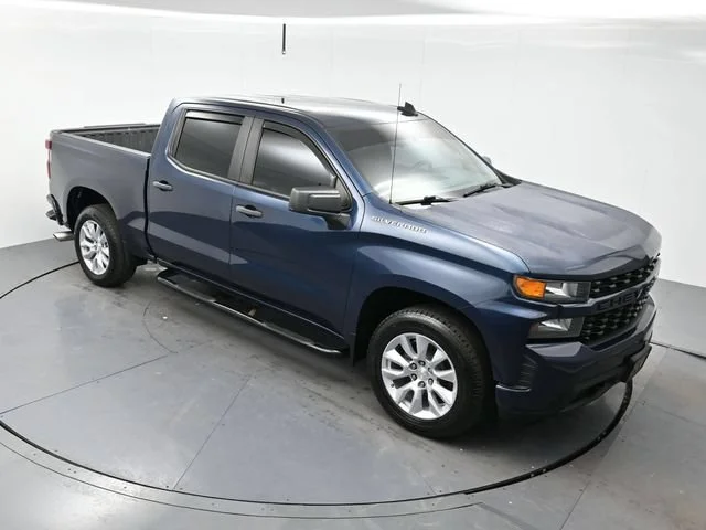 Used 2020 NORTHSKY BLUE METALLIC Chevrolet Custom image 27