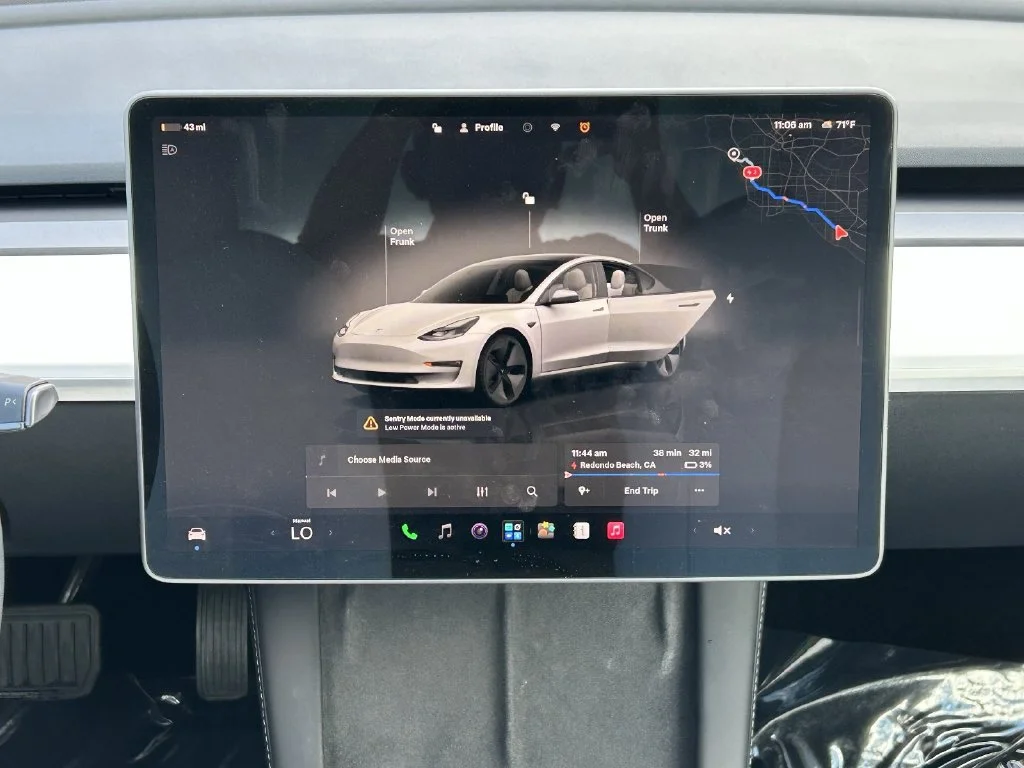 Used 2023 Pearl White Multi-Coat Tesla Base image 17