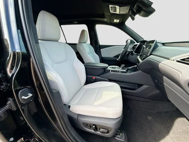 New 2026 Caviar Lexus PREMIUM AWD image 16