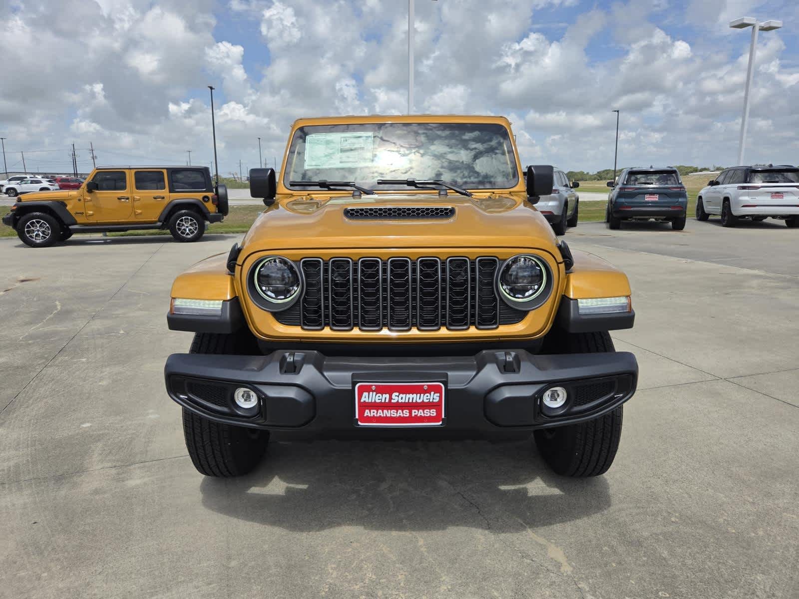 New 2026 Goldilocks Jeep Sport S image 8