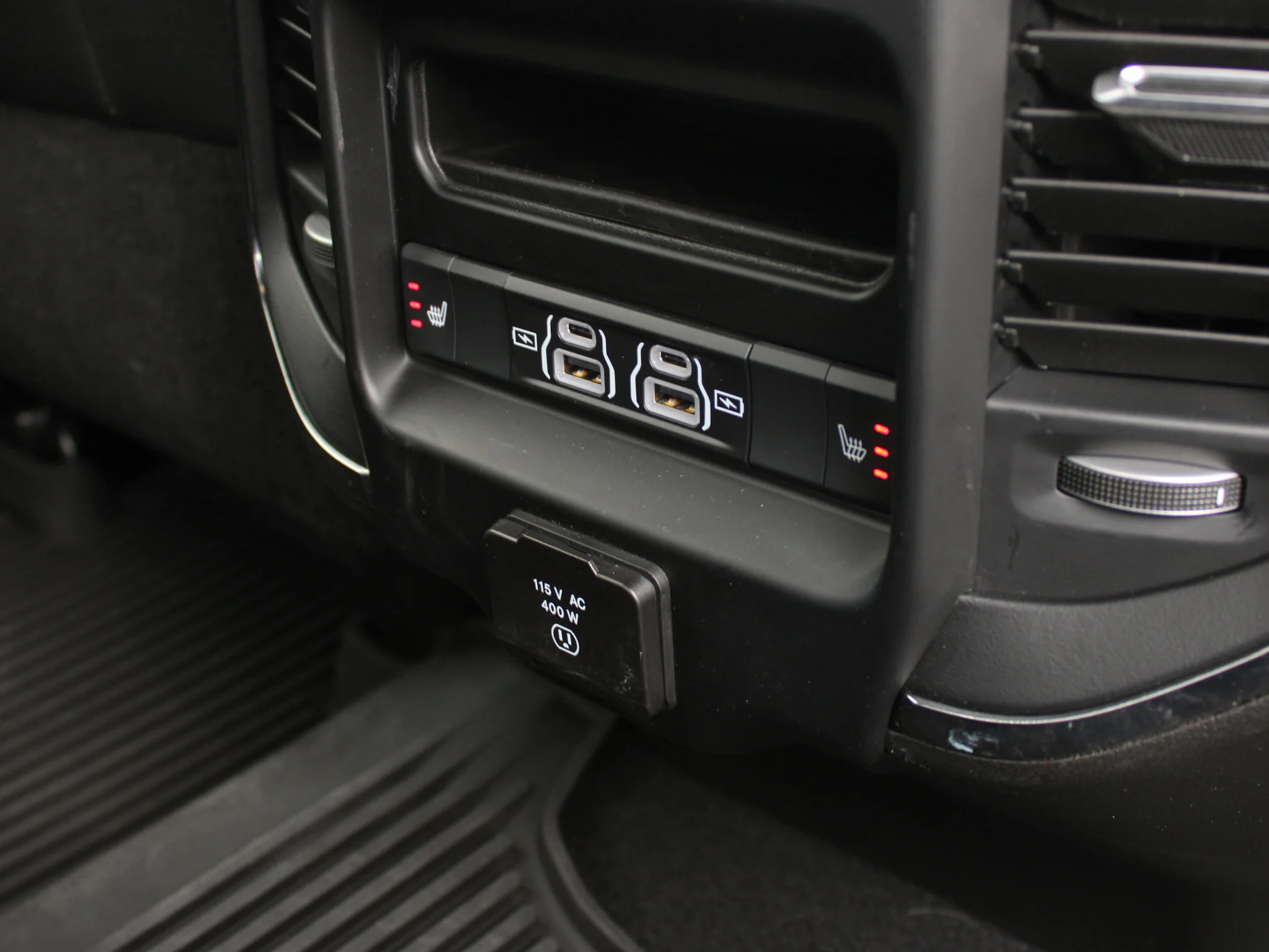 Certified Used 2025 White RAM Limited * Cummins Diesel | 5th Wheel & Gooseneck | Adaptive Cruise | Apple CarPlay | Tonneau Cover image 19