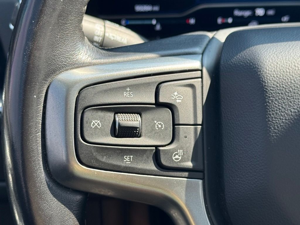 Used 2022 Black Chevrolet LT image 26