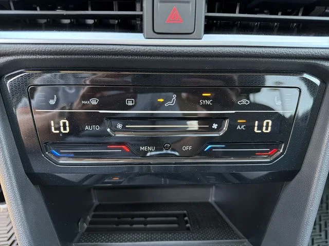 New 2026 Gray Volkswagen 1.5T SE image 19