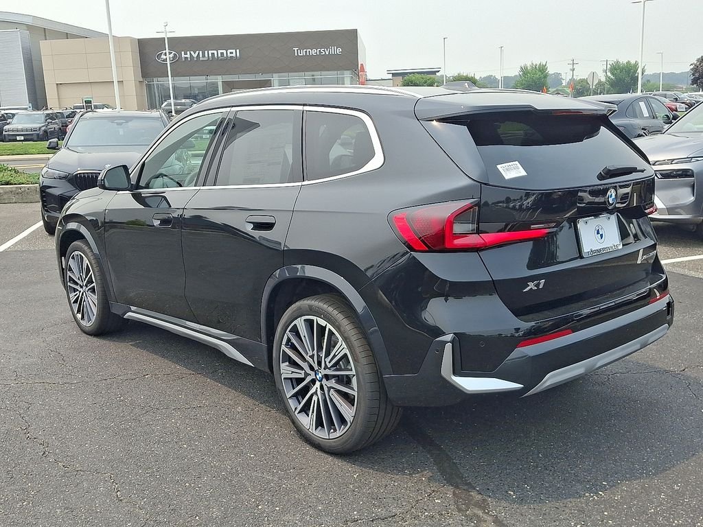 New 2026 Black Sapphire Metallic BMW xDrive28i image 3