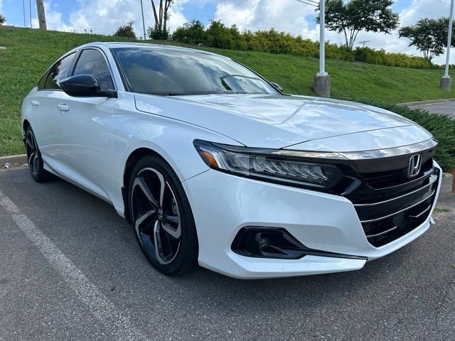 Used 2021 Platinum White Pearl Honda Sport Special Edition image 2