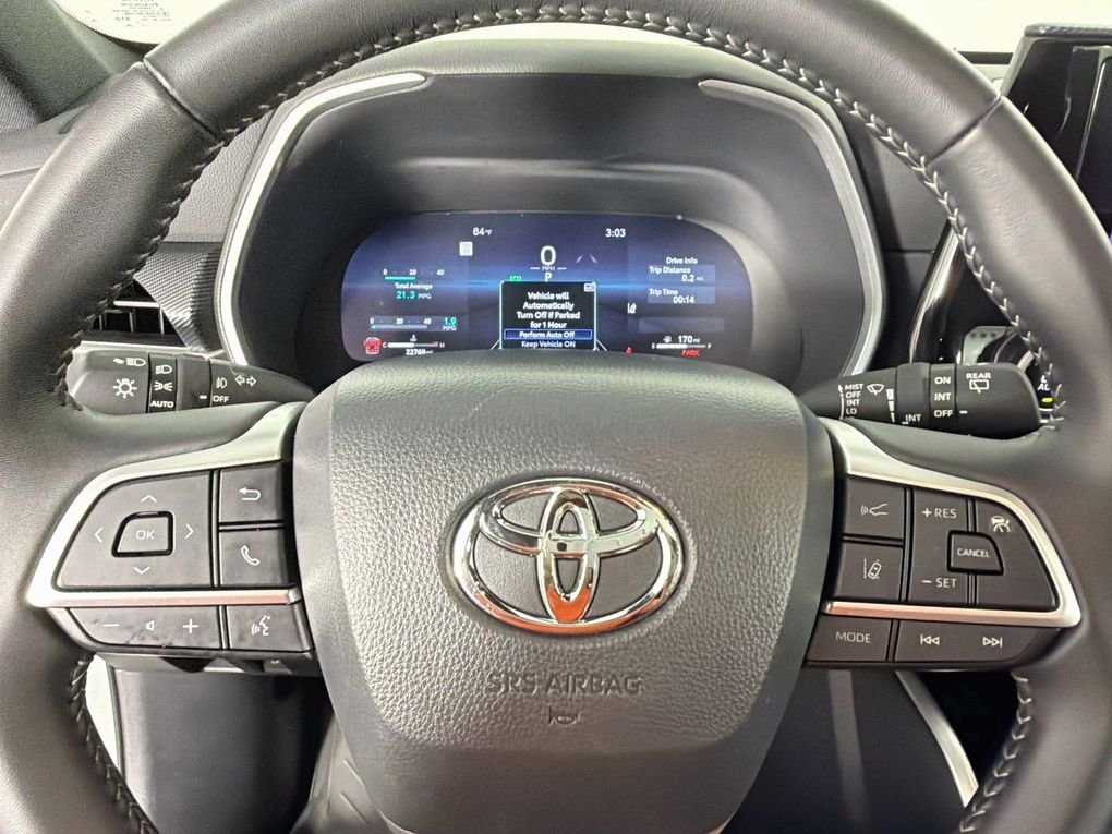 Used 2025  Toyota XSE image 16