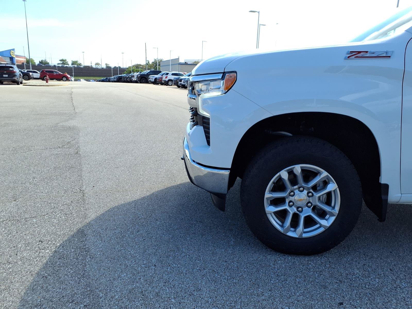 2026 Chevrolet Silverado 1500 LT - Photo 16