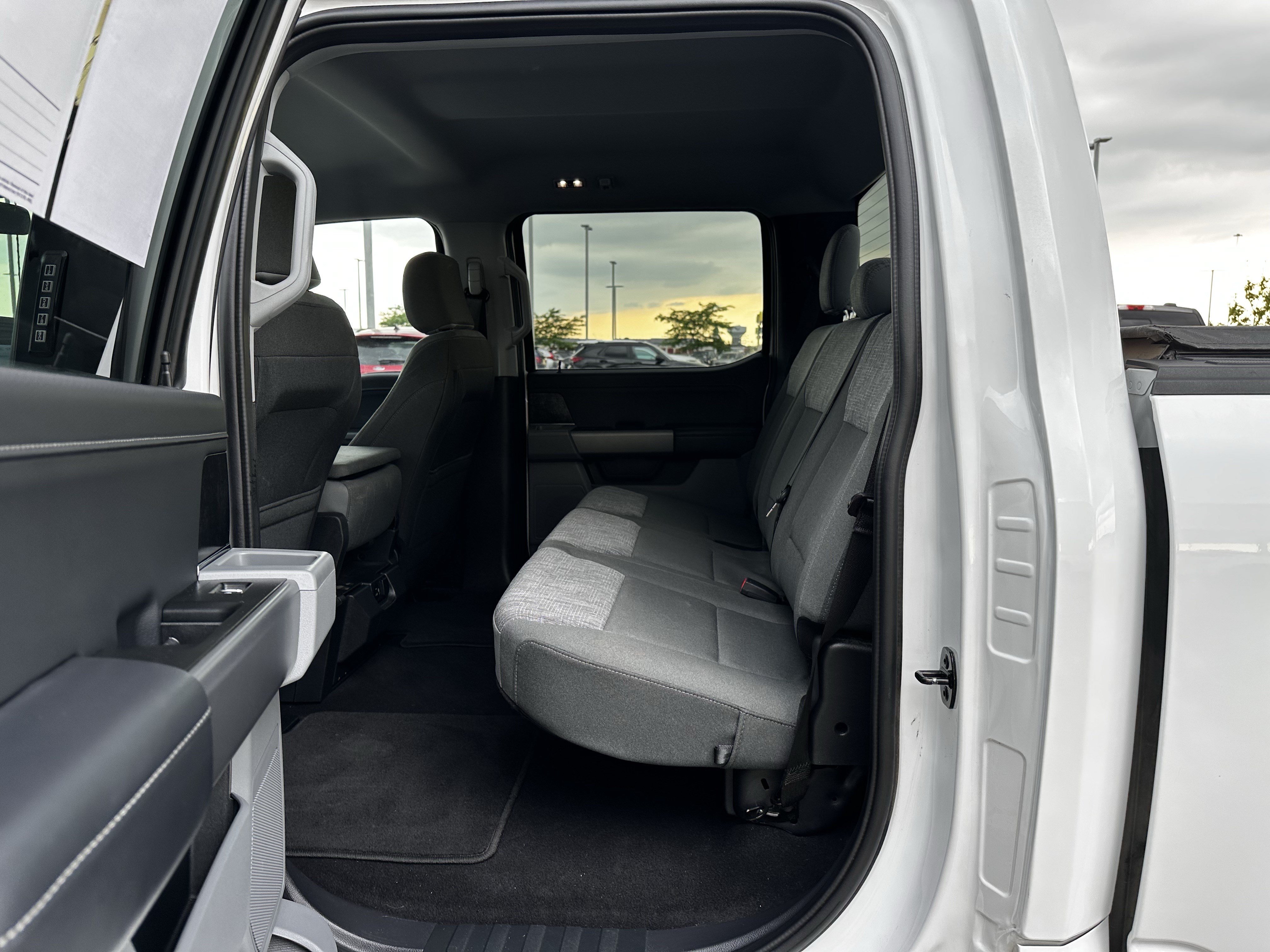 Certified Used 2023 Oxford White Ford XLT image 19