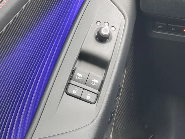 Used 2024 Silver Dodge R/T Scat Pack image 25