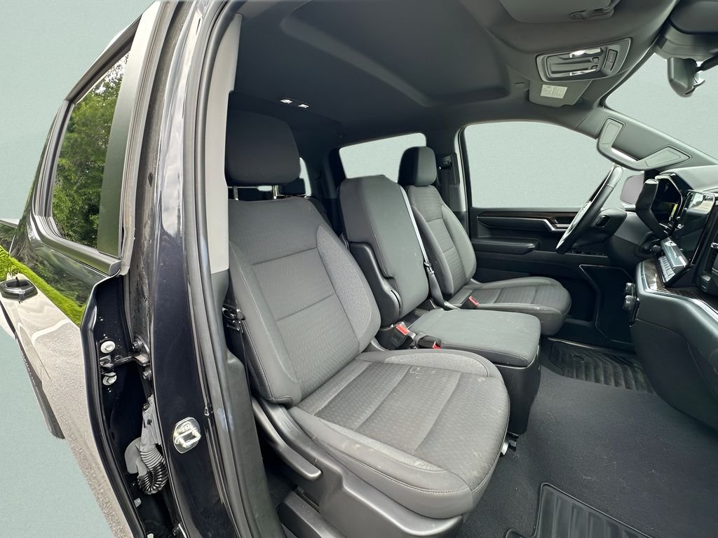 Used 2023 Gray Chevrolet LT image 24