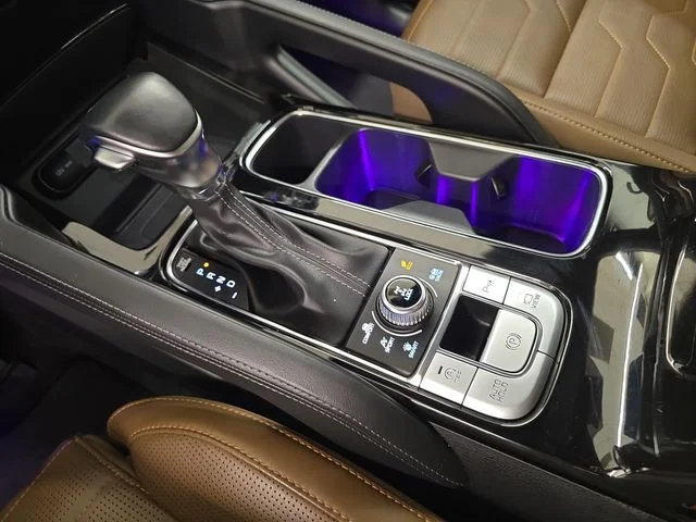 Used 2022 Dark Moss Kia SX image 29