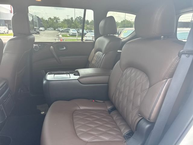 Used 2023 White Nissan Platinum image 14
