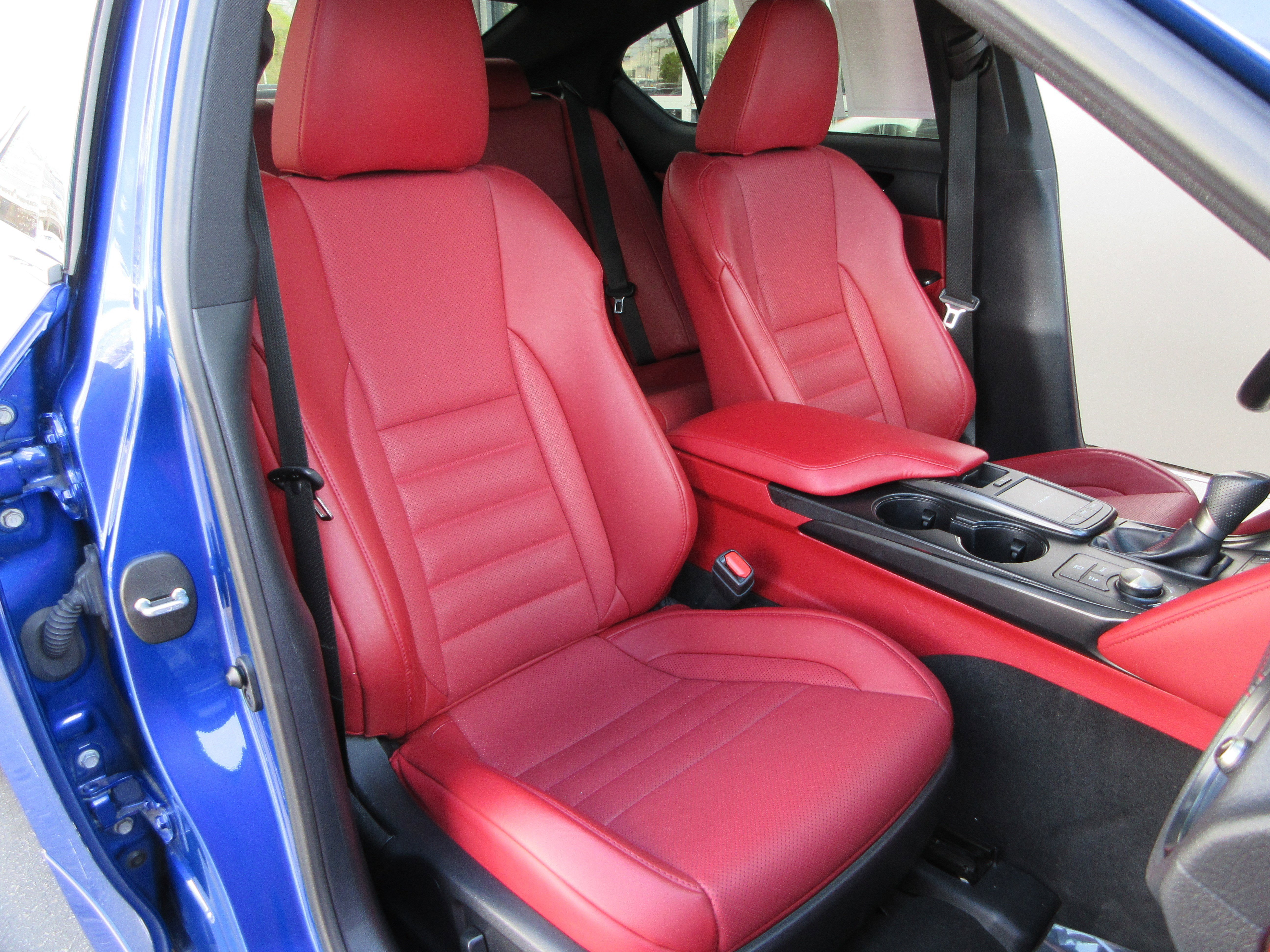 2024 Lexus IS 350 F SPORT - Photo 25