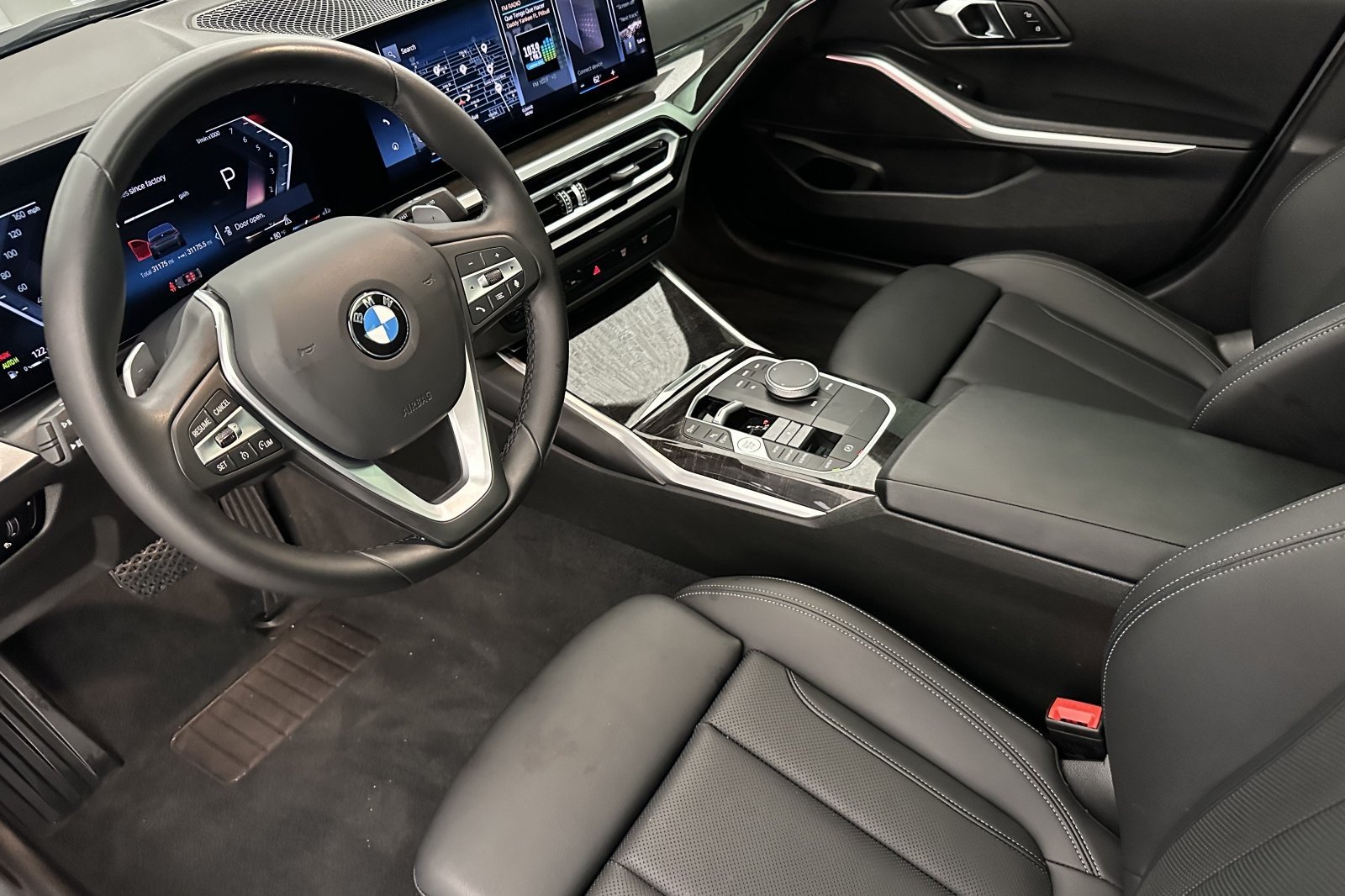 Used 2024 Skyscraper Grey Metallic BMW 330i image 9