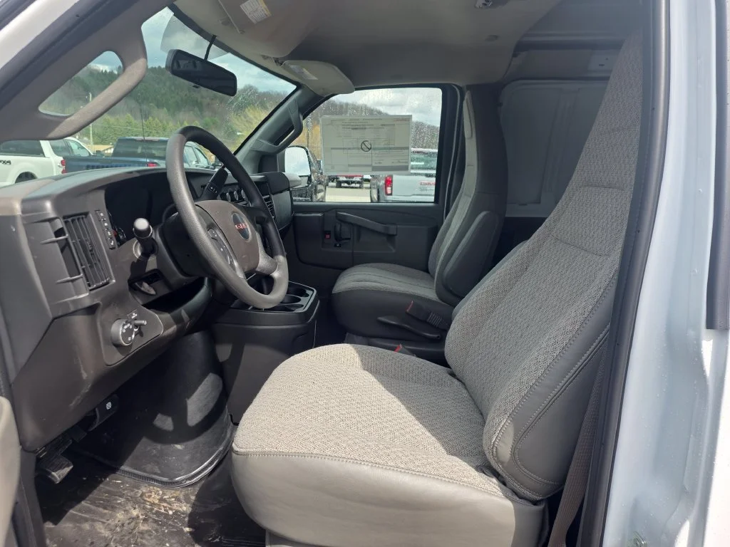 2026 GMC Savana Cargo Work Van - Photo 19