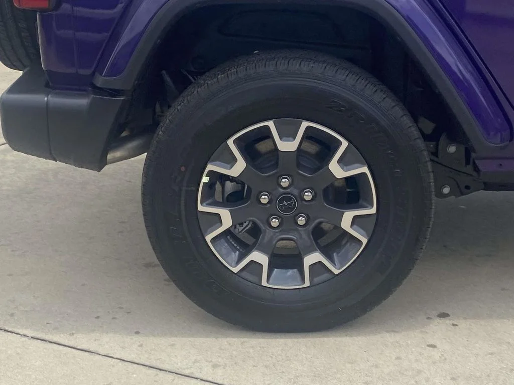 New 2026 Reign Exterior Paint Jeep Sahara image 9