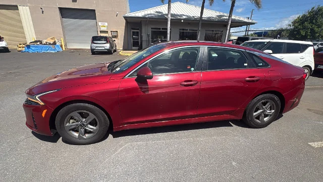 Used 2023 Red Kia LXS image 6