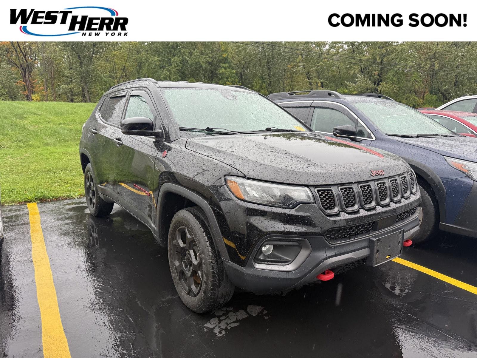 Used 2023 Diamond Black Crystal Pearlcoat Jeep Trailhawk image 1
