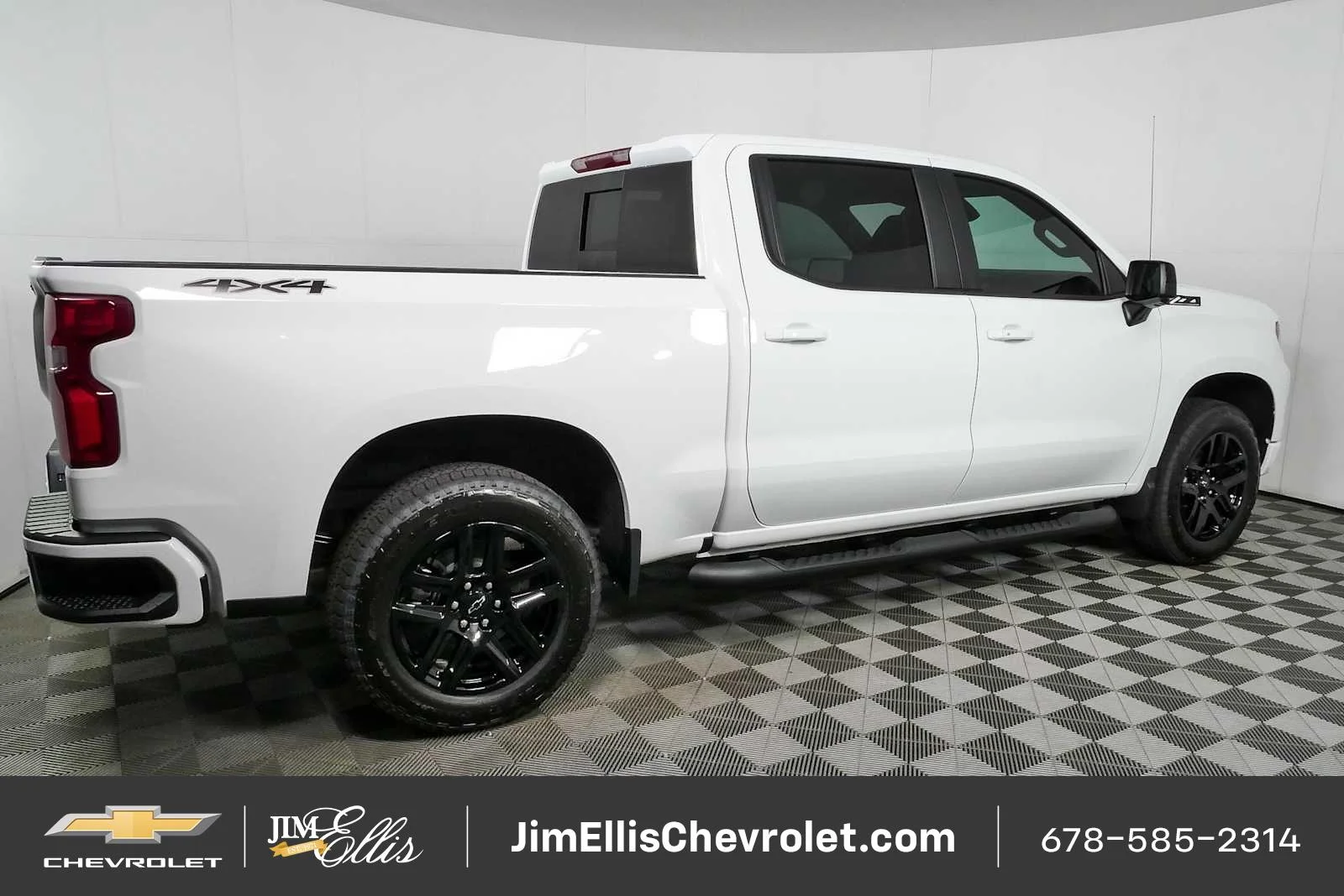 New 2026 Summit White Chevrolet RST image 2