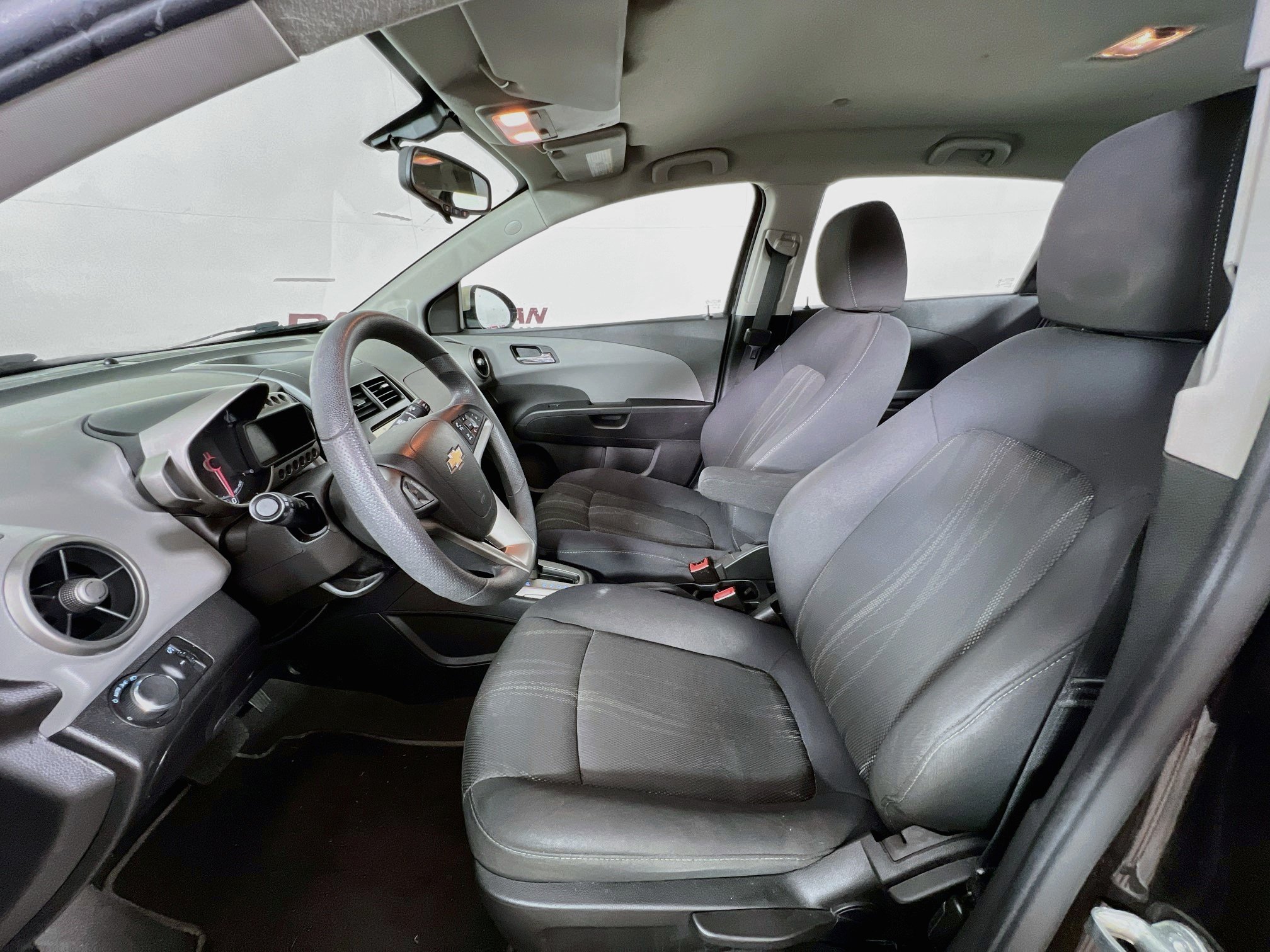 Used 2015 Mocha Bronze Metallic Chevrolet LT image 10