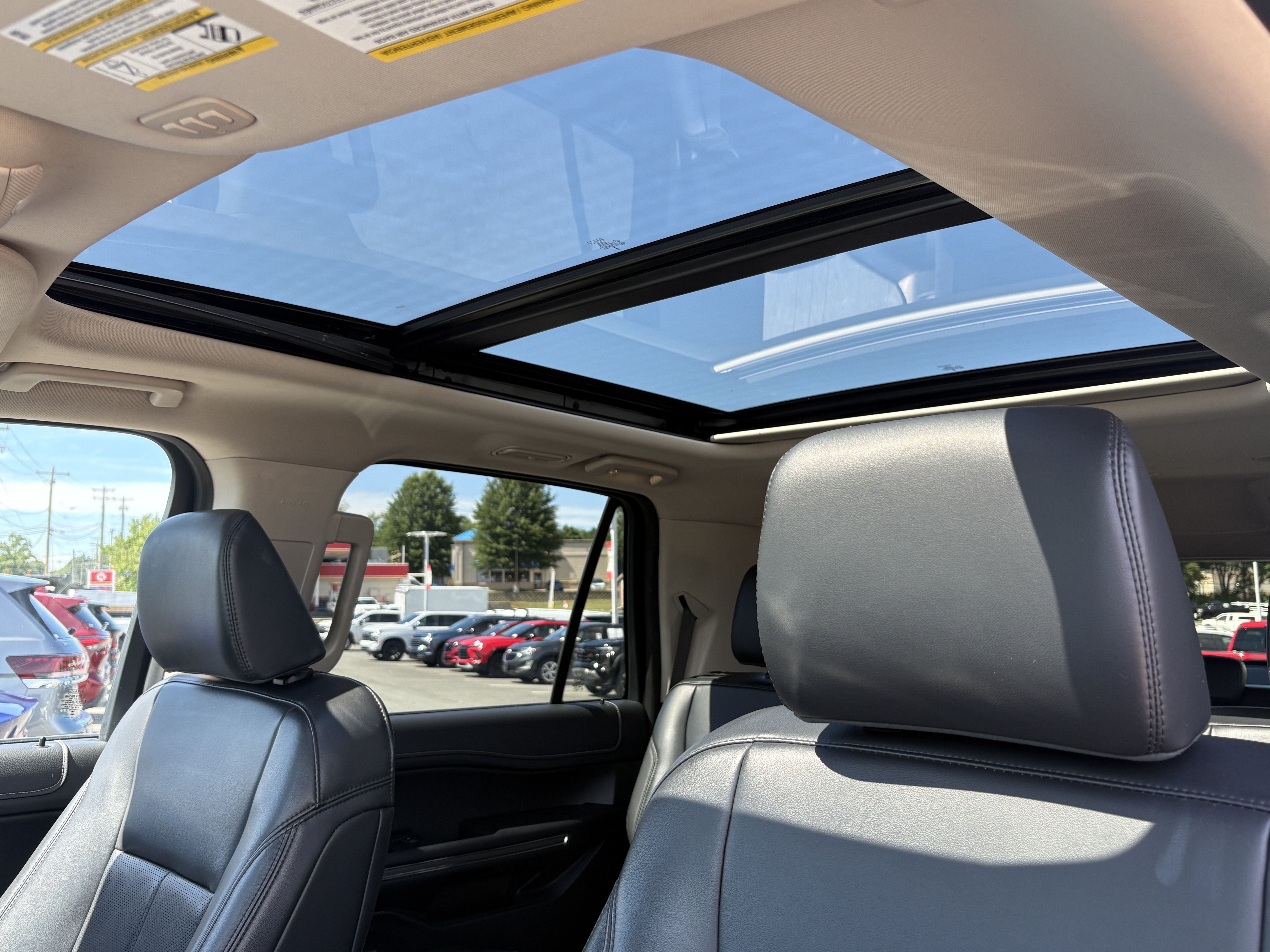 Used 2024 Gray Metallic Ford XLT image 19