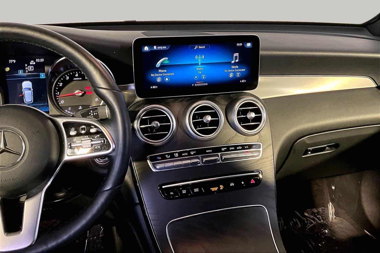 Used 2020 Black Mercedes-Benz GLC 300 image 7