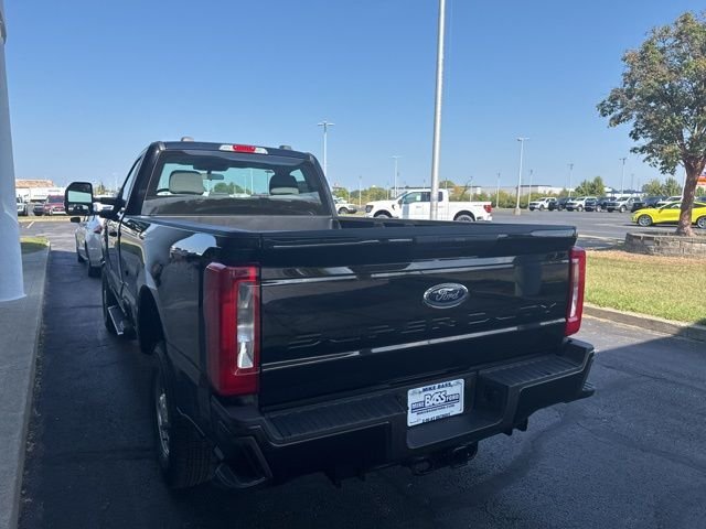 New 2026 Agate Black Metallic Ford F-250® XL image 8