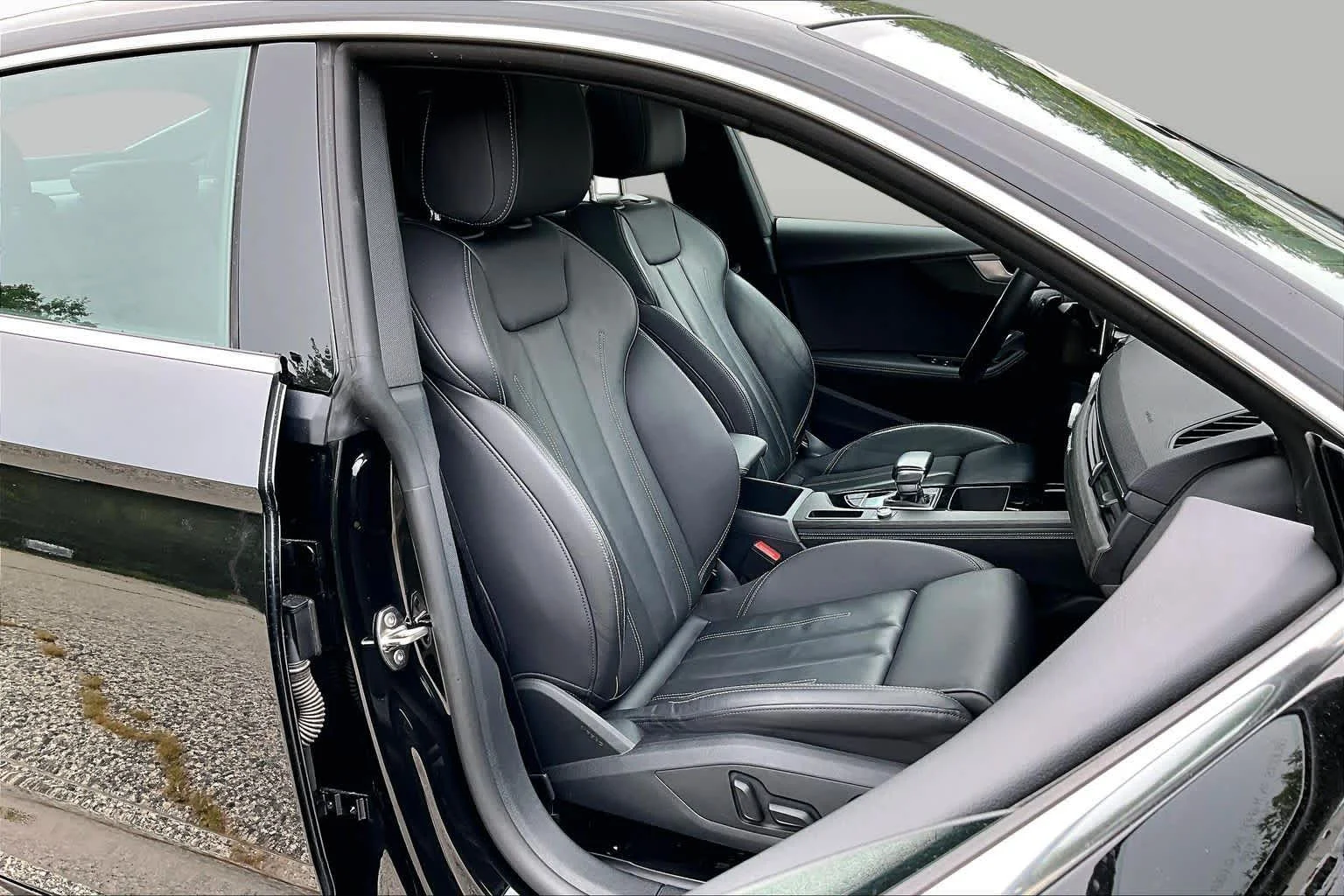 Certified Used 2024 Mythos Black Metallic Audi S line Premium Plus image 8