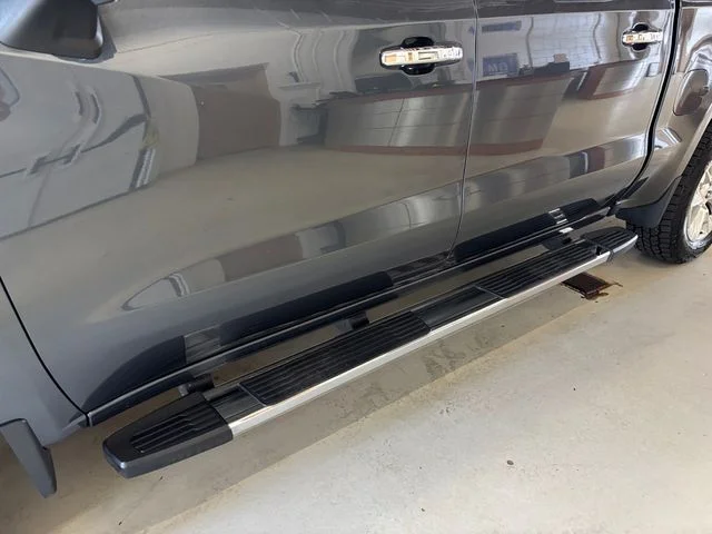 Used 2022 Gray Chevrolet LTZ image 23