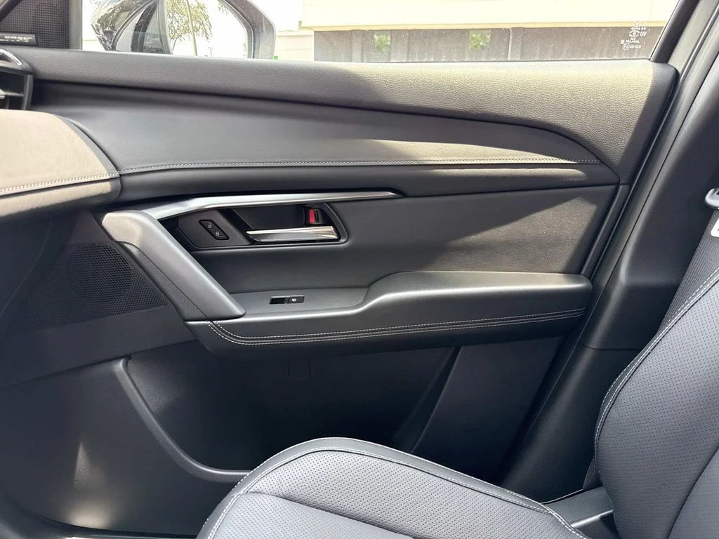 New 2026 Machine Gray Metallic Mazda 2.5 S Premium Plus AWD image 31
