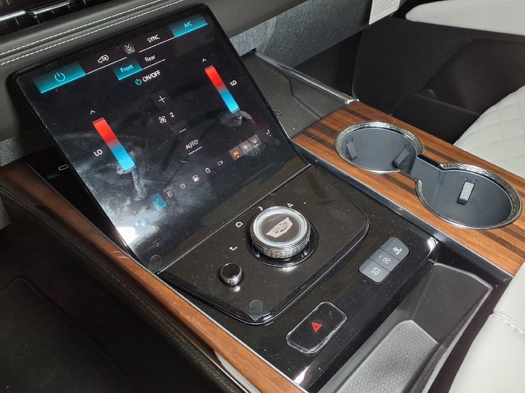 2026 Cadillac Escalade ESV Platinum Sport - Photo 19