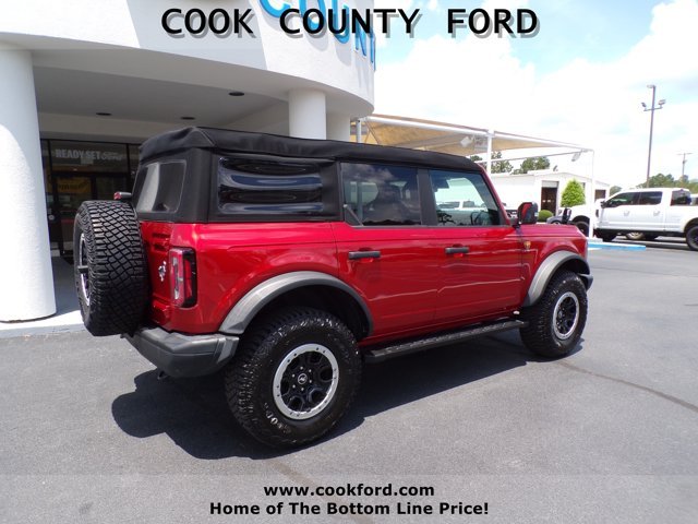 Used 2023 Hot Pepper Red Metallic Tinted Clearcoat Ford Badlands image 9